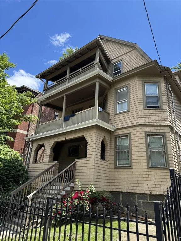 89 Waldeck St, Dorchester
