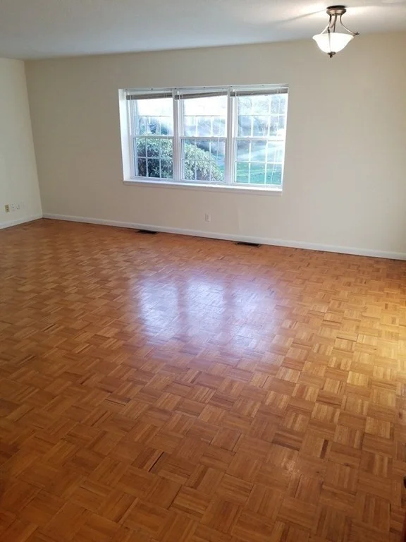 169 Lake Shore, Brighton