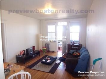 1638 Commonwealth Ave, Brighton