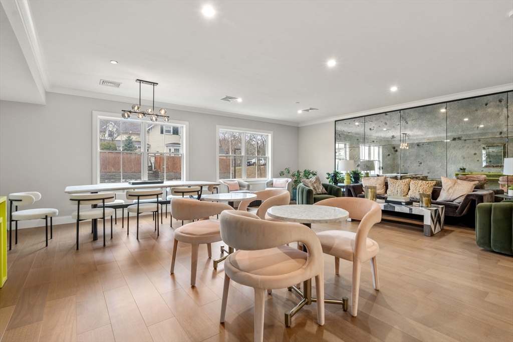 425 Lagrange St, West Roxbury