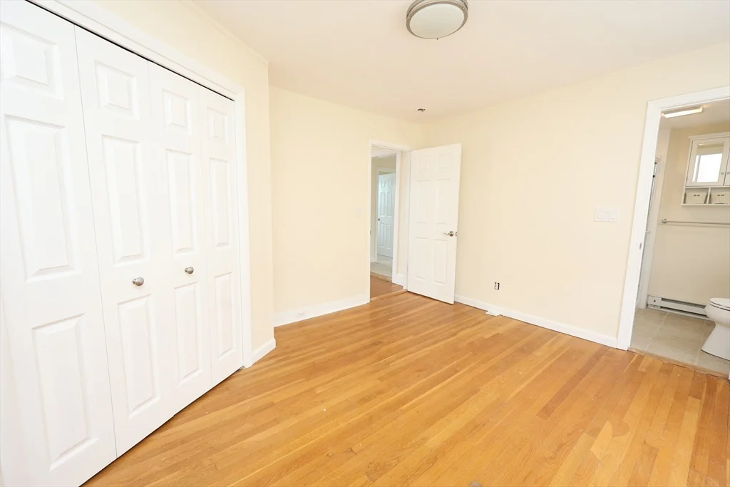 50 Atherton St, Stoughton