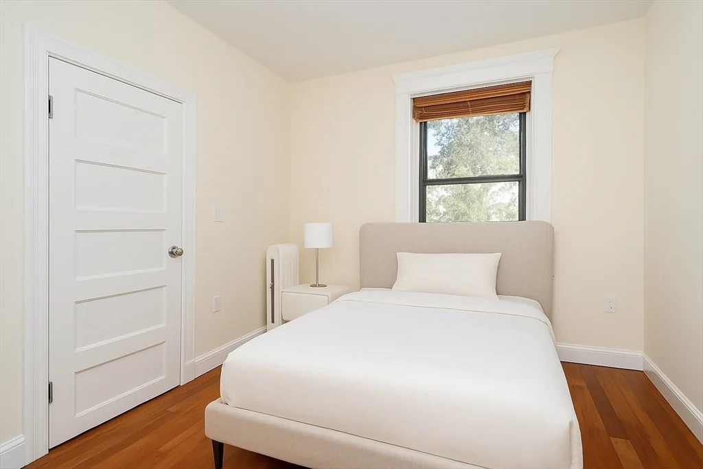 65-67 Burbank St, Fenway