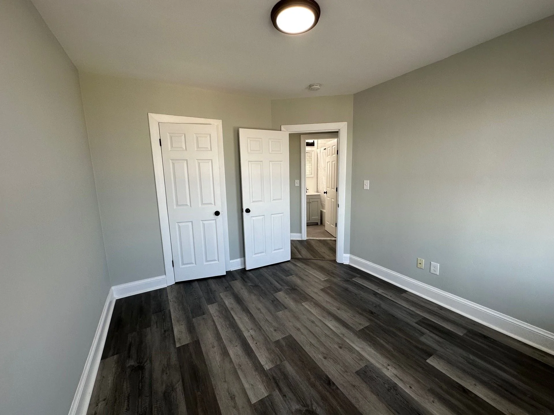 90 Winthrop Shore Dr, Winthrop