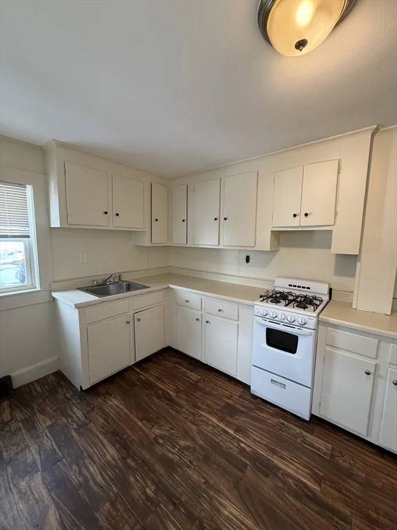 90 Bacon Steet, Waltham