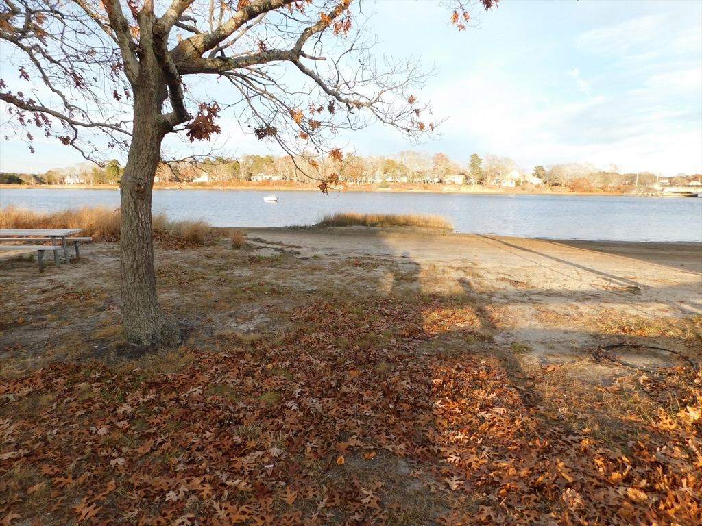 16 Thirteenth St, Wareham