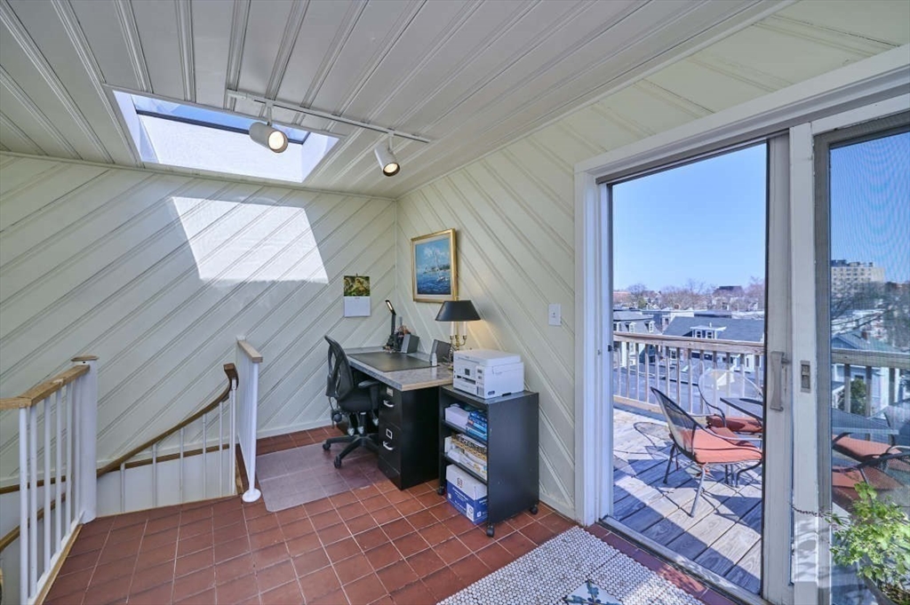 118 Trowbridge St, Harvard Square