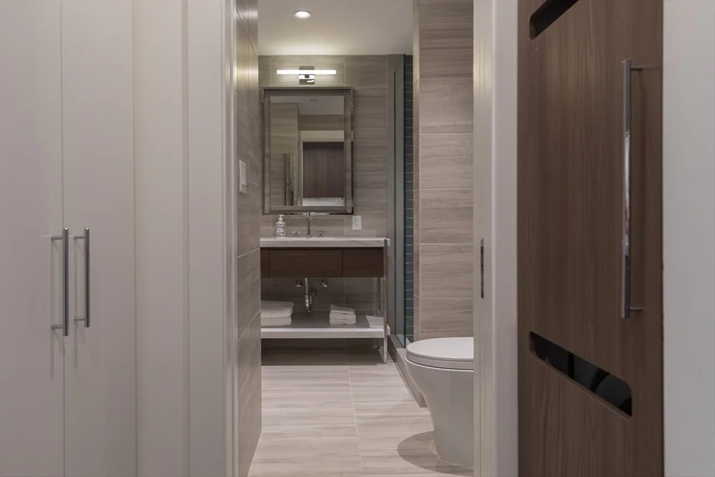 40 Trinity Pl, Back Bay