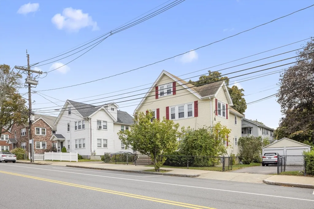 180 Faneuil St, Brighton