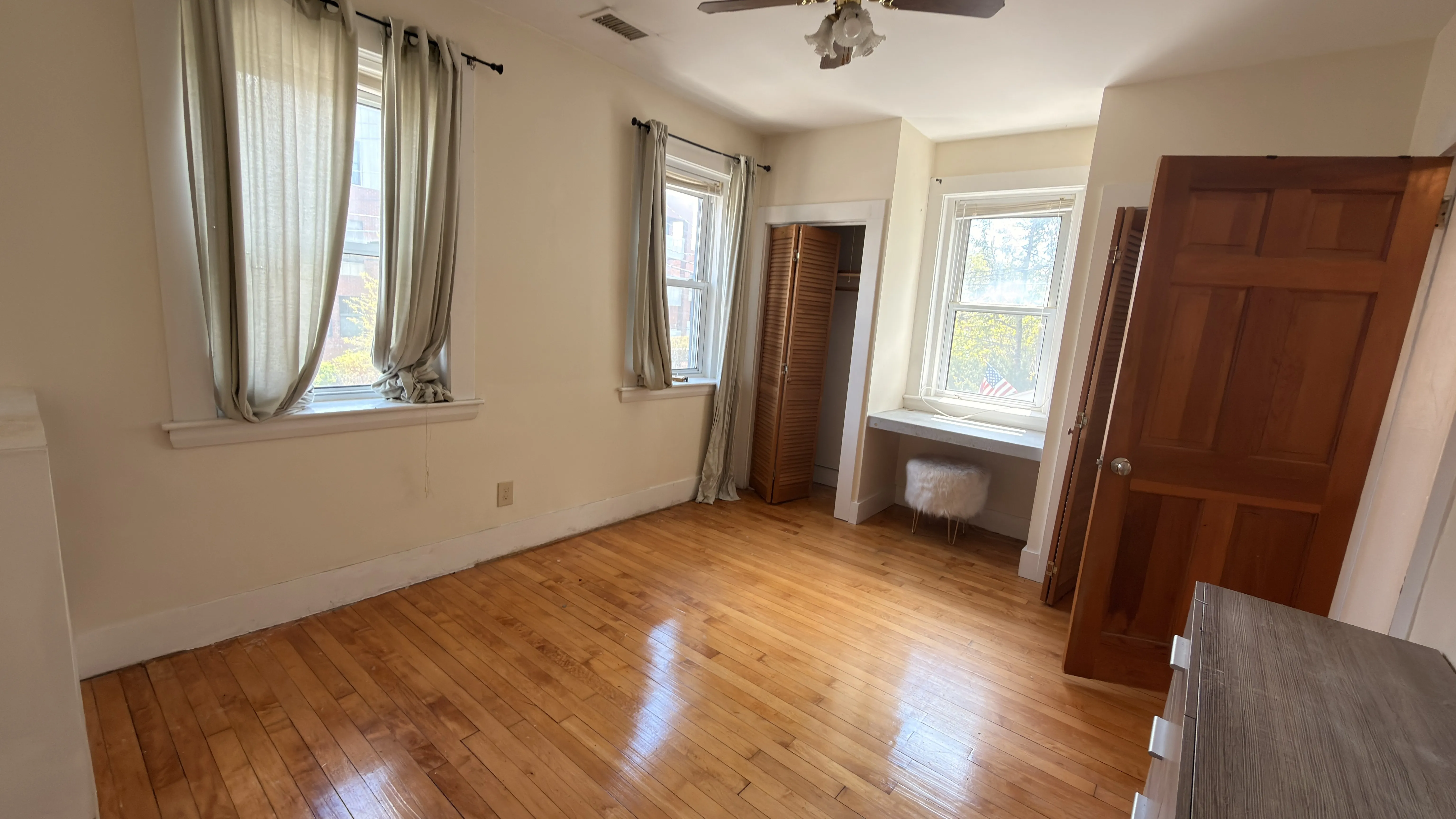 391 Langley Rd, Thompsonville