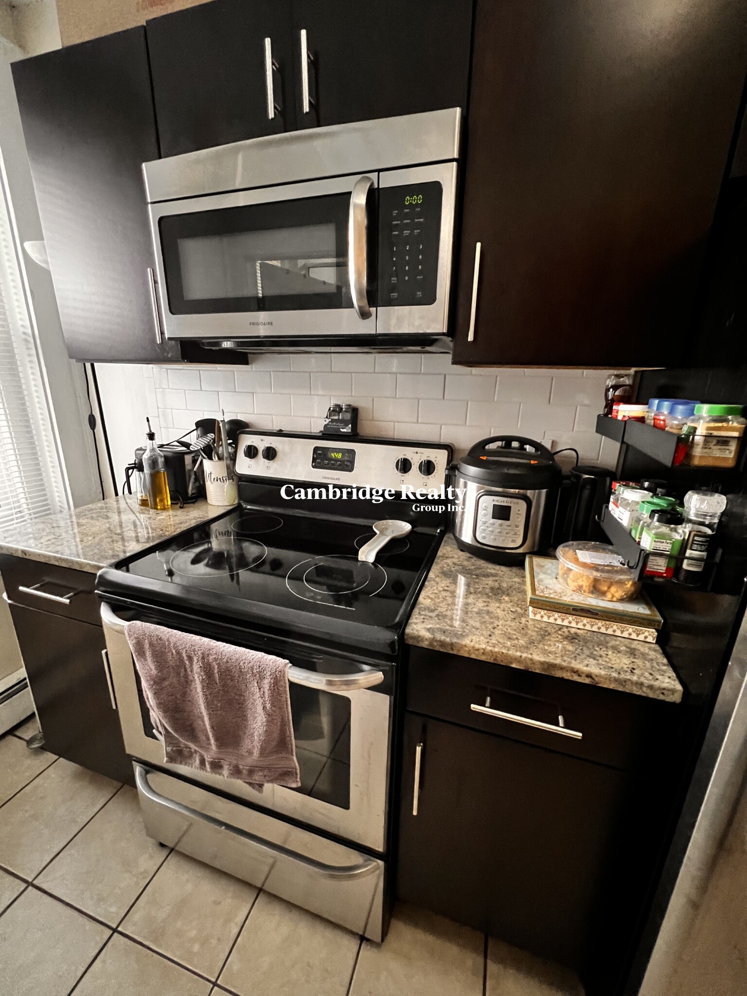 41 Crescent St, Medford Street / The Neck