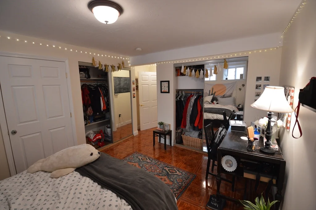 94 Pleasant St, Coolidge Corner
