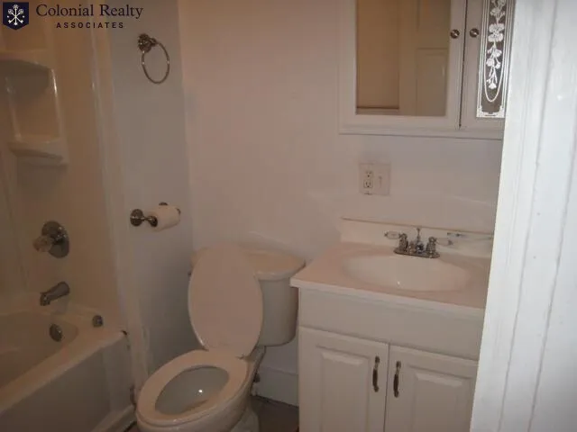 66 Egmont St, North Brookline