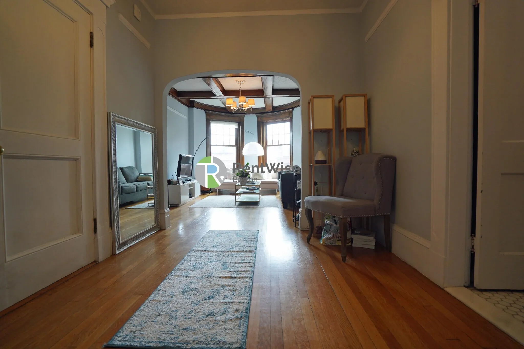 94 Naples Rd, North Brookline
