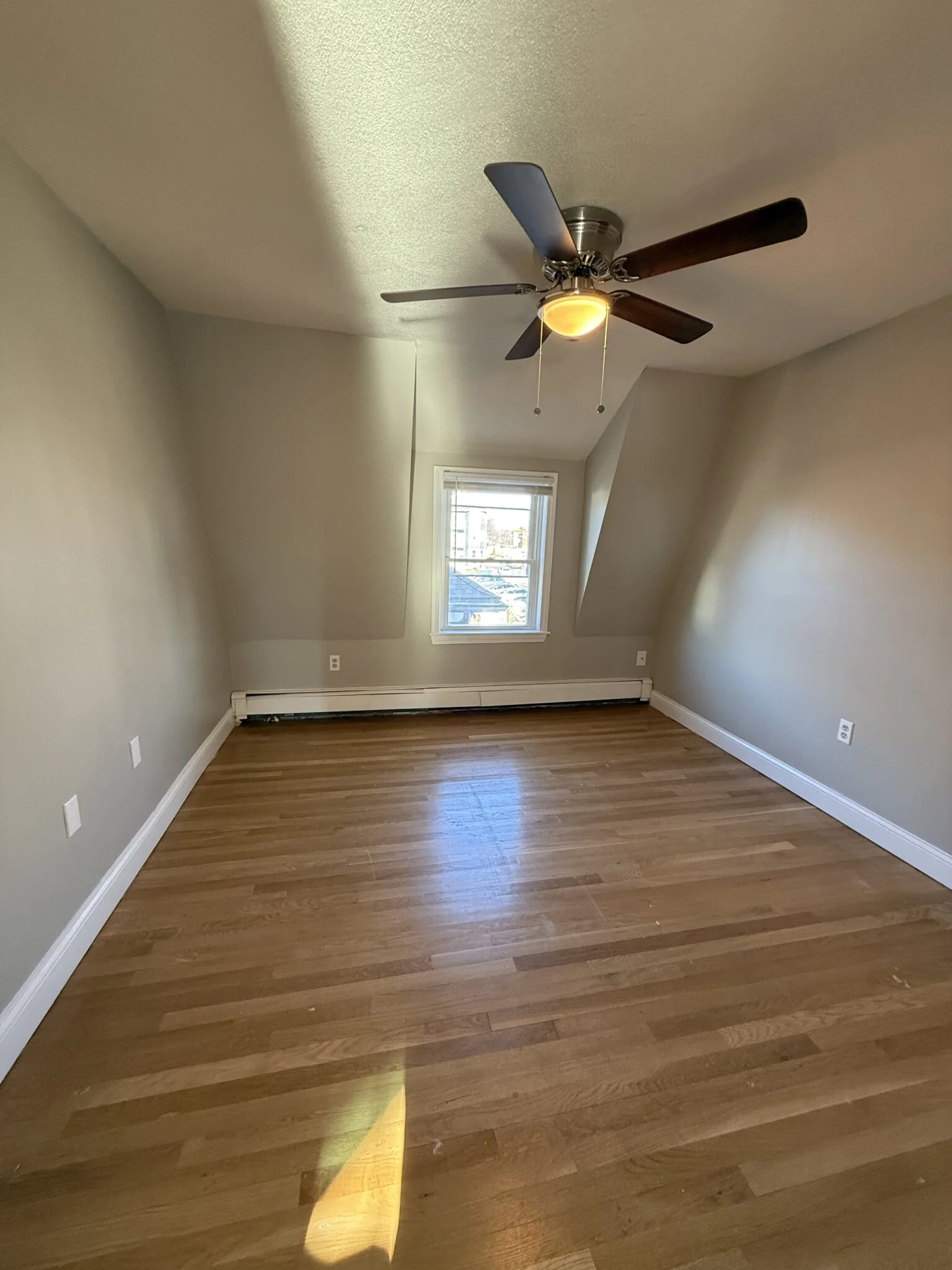 76 Fremont St, Winthrop