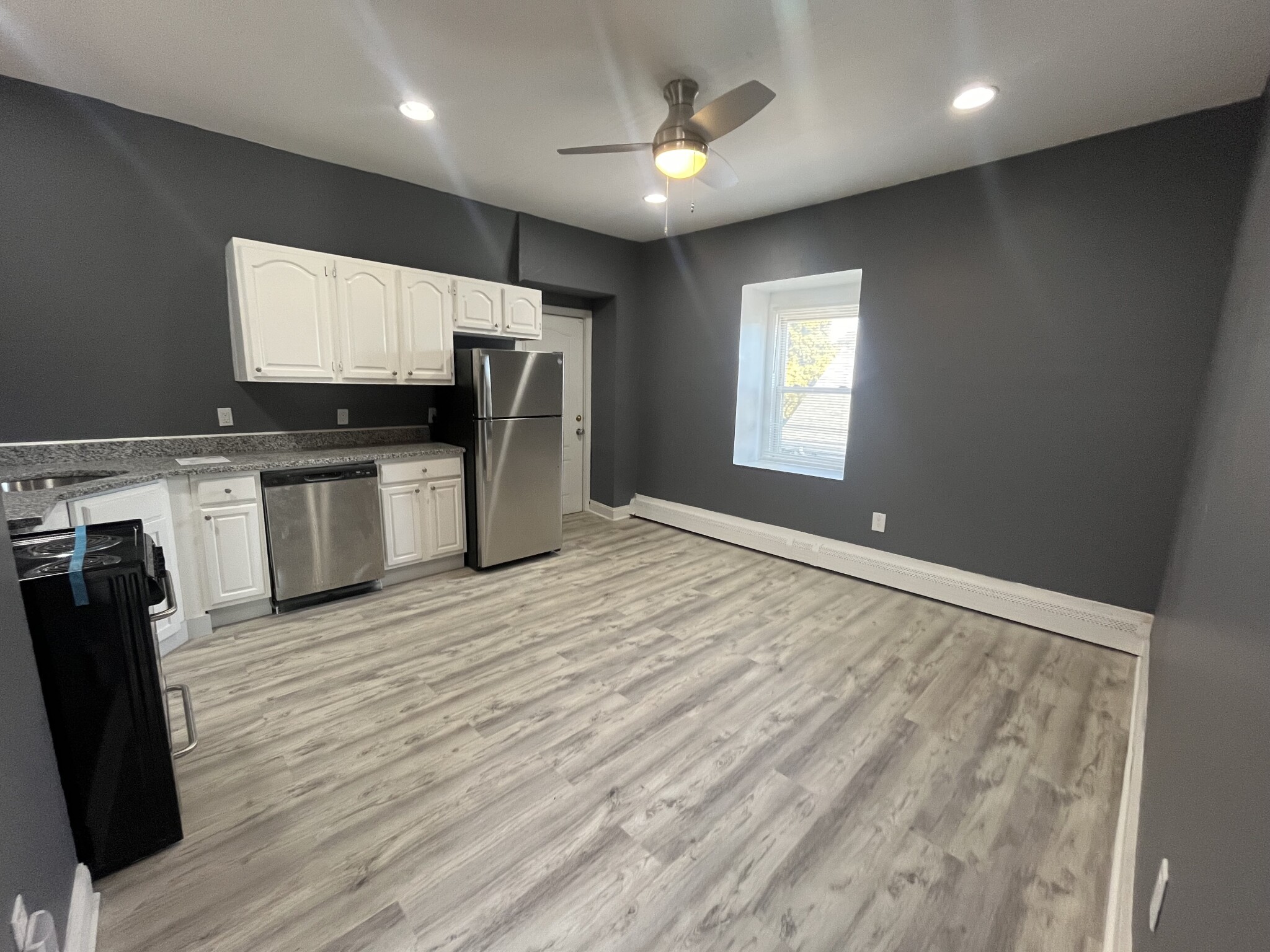 91 West Cottage St, Roxbury