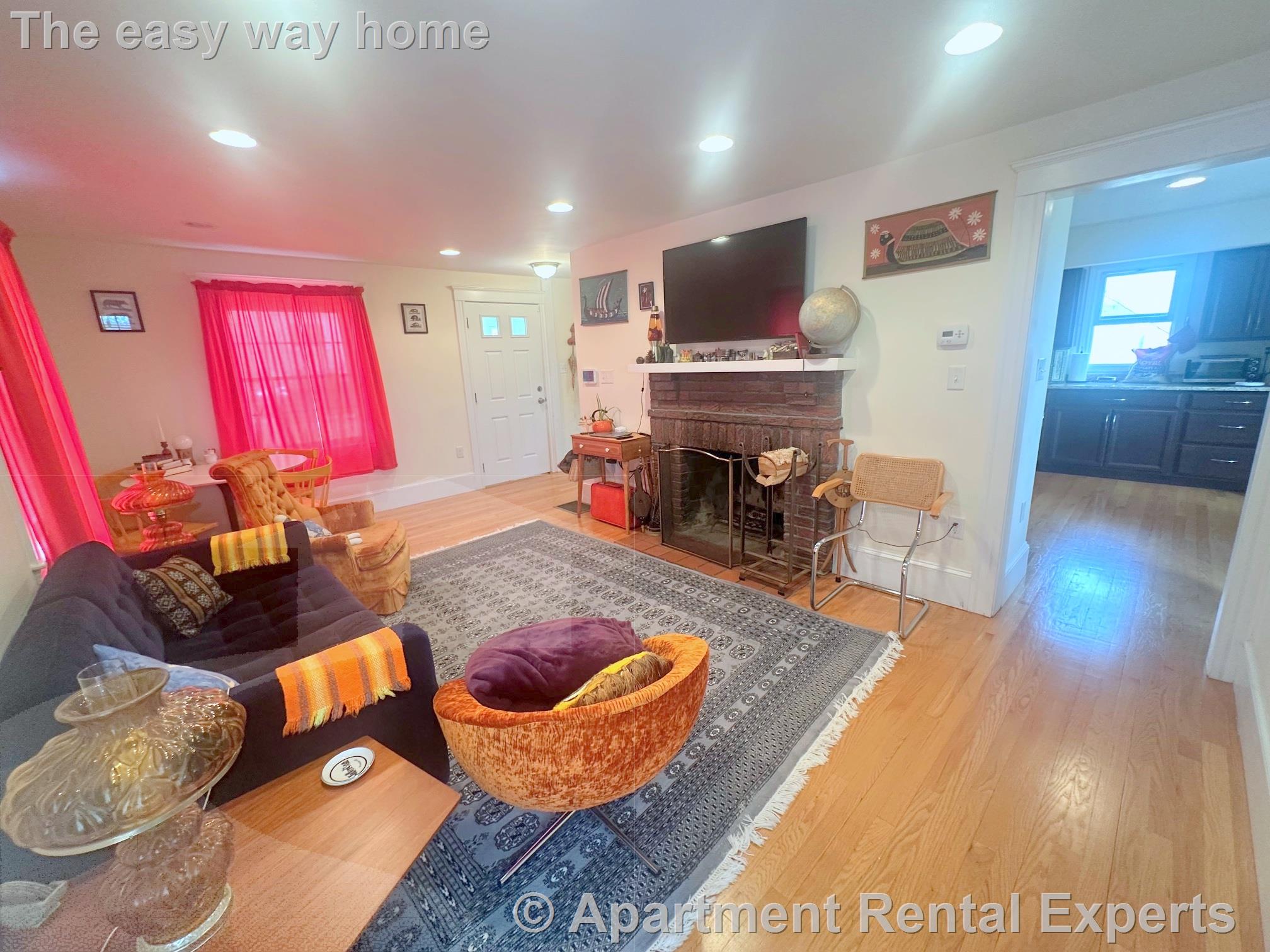 86 Coolidge Rd, Arlington Heights