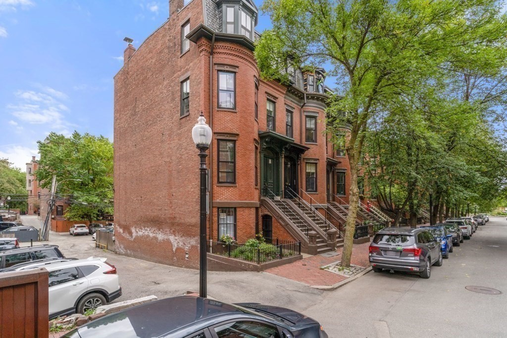 8 Greenwich Park Furnished, South End