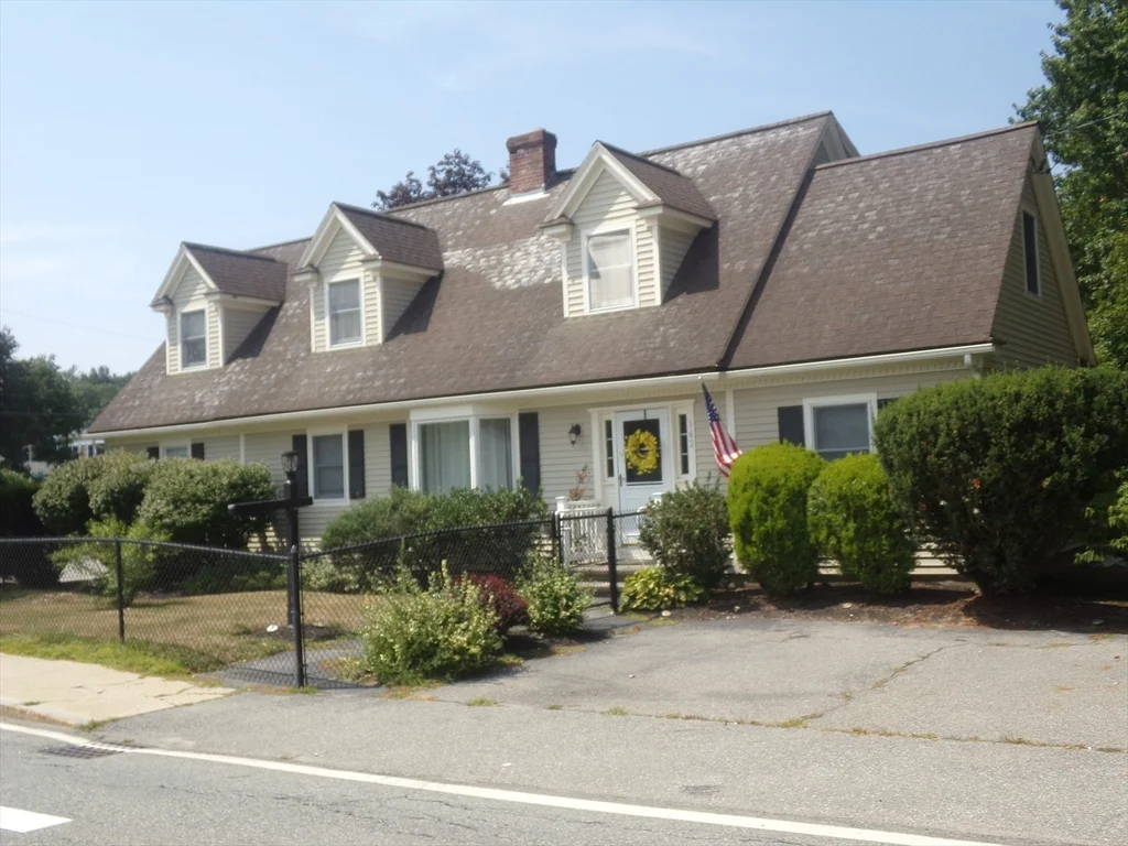 162 Middlesex Ave, Wilmington