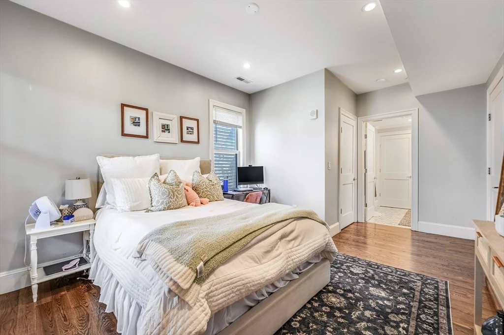 1650 Columbia Rd, South Boston