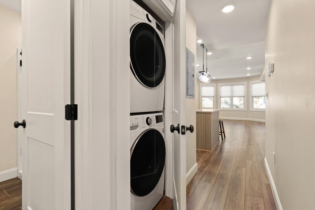 701 E 2nd St, South Boston