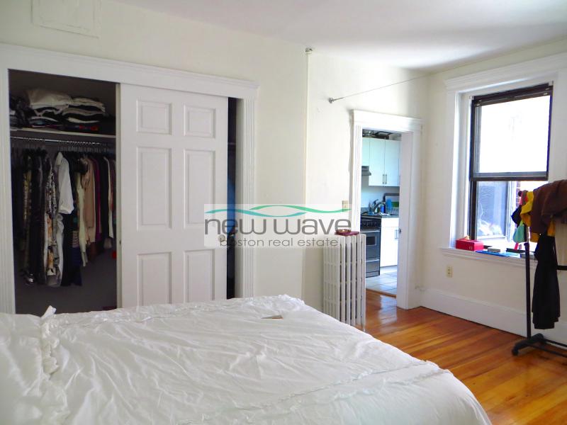 41 Joy St, Beacon Hill