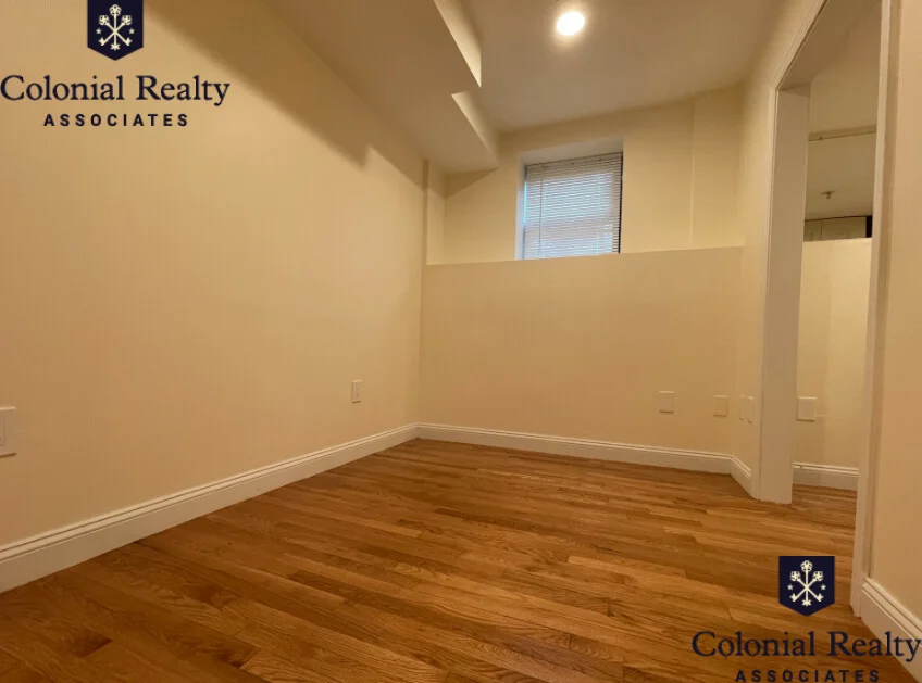 1805 Beacon St, Brookline