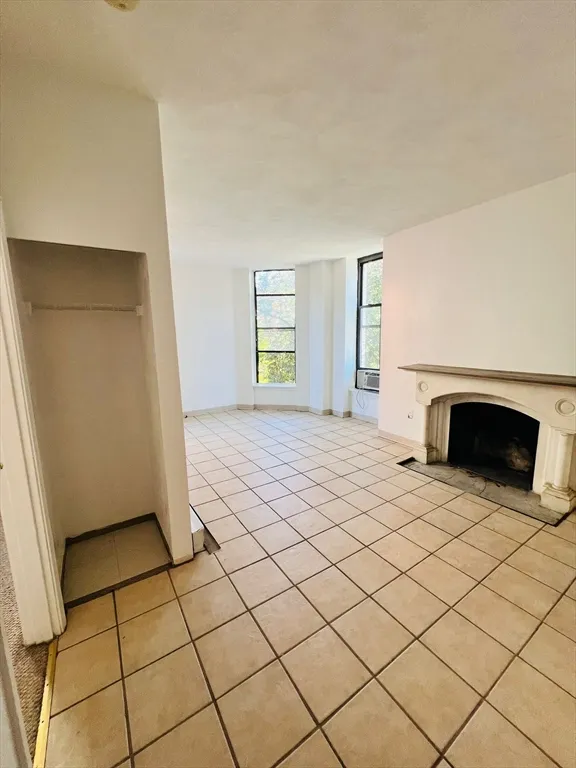 537 Columbus Ave, South End