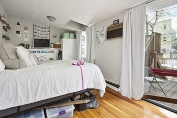 79 Eutaw St, East Boston