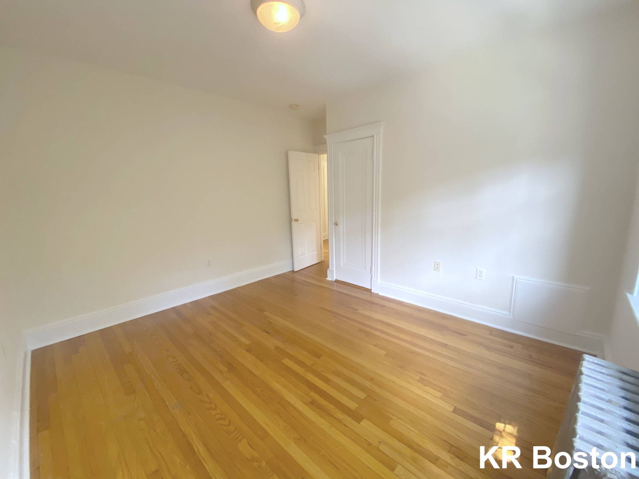 1 bed, 1 bath apartment for rent at 56 Selkirk Rd Unit 4, Brighton — photo 2 of 4