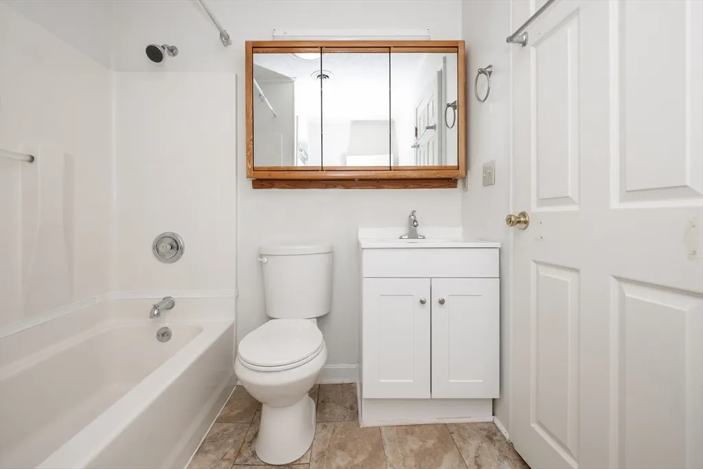 92 Milk St, Westborough