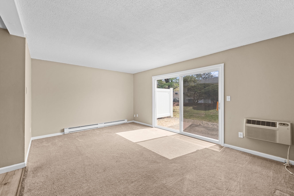 741 Washington St, Easton