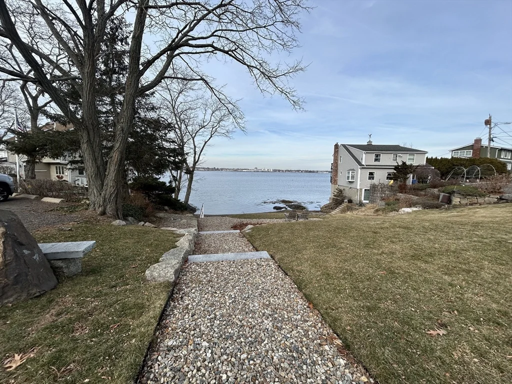 23 Nonantum Rd, Marblehead