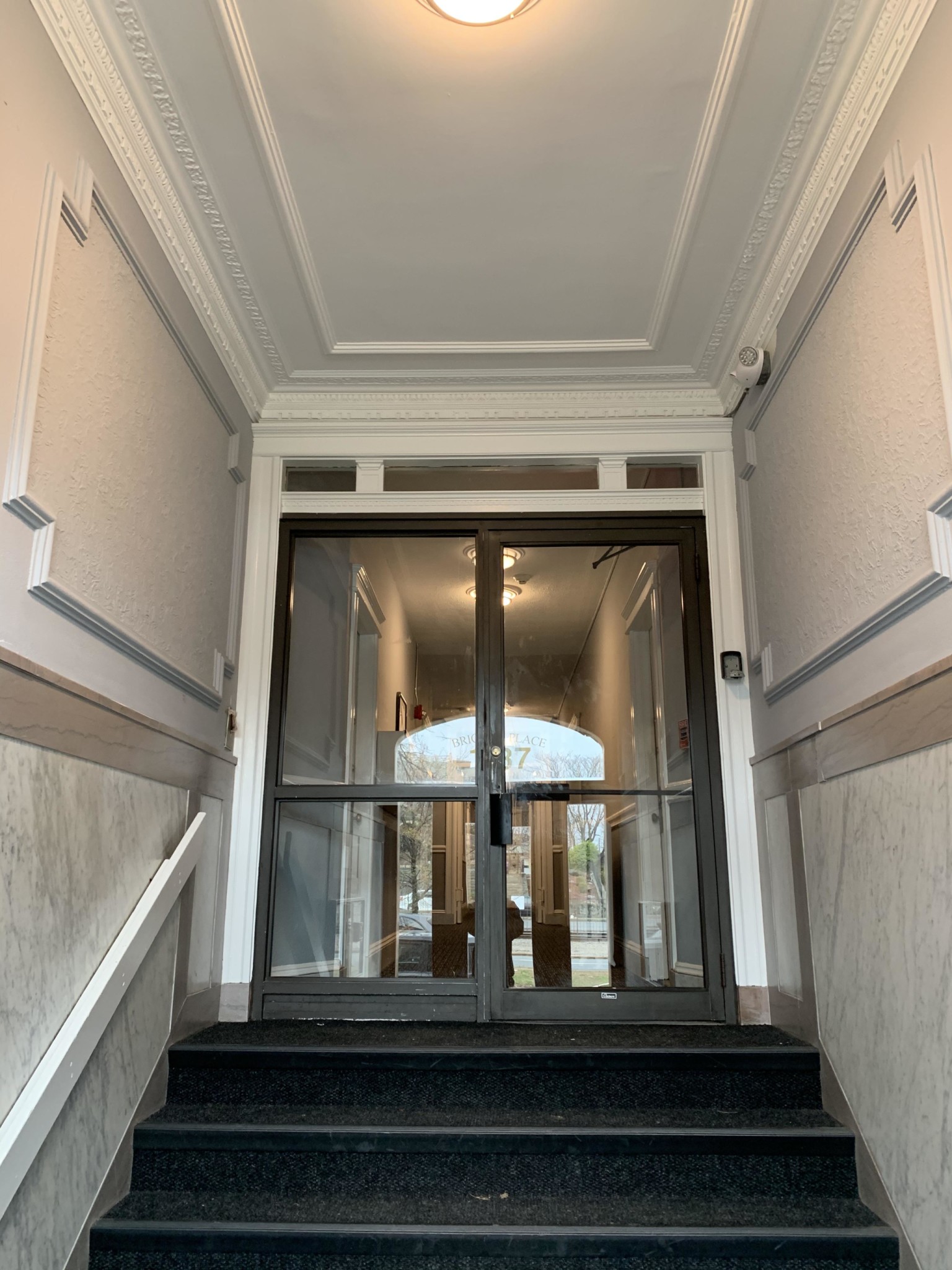 1637 Commonwealth Ave, Brighton