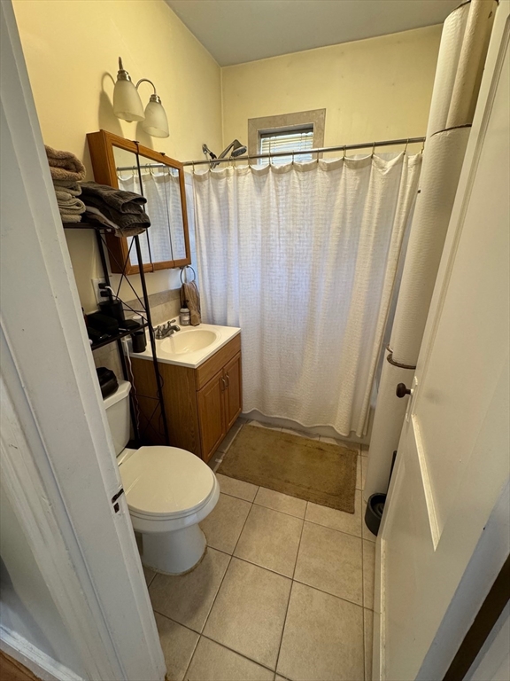 6 Sherborn Ct, South Medford