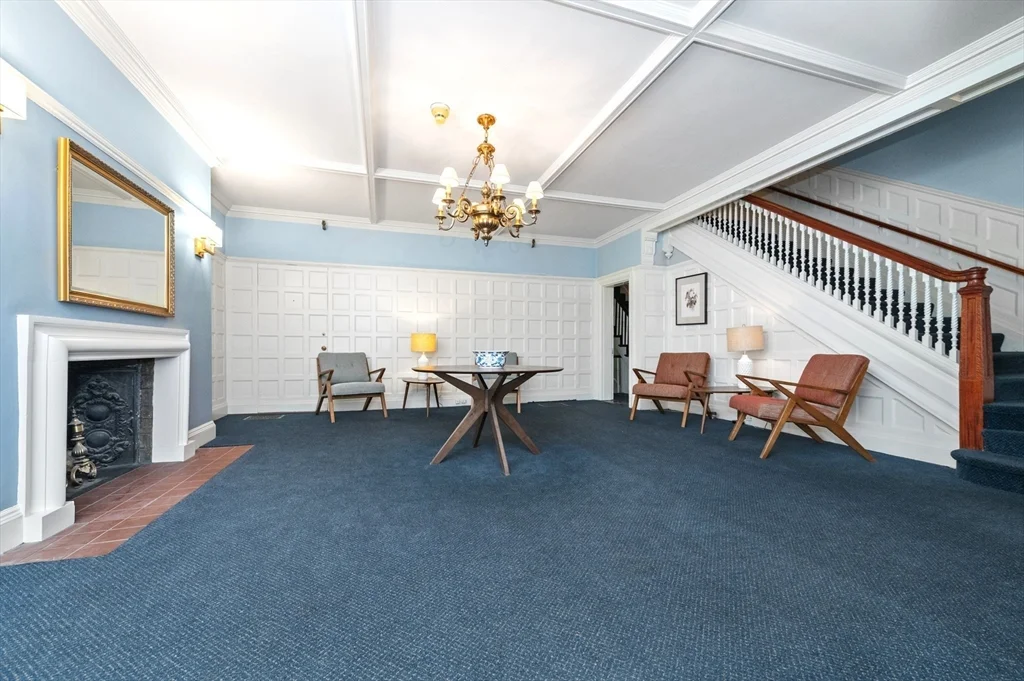 135 Commonwealth Ave, Back Bay