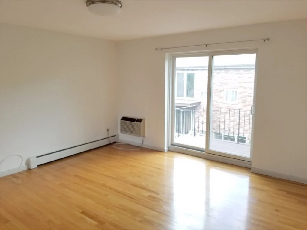 30 Westgate Rd, West Roxbury