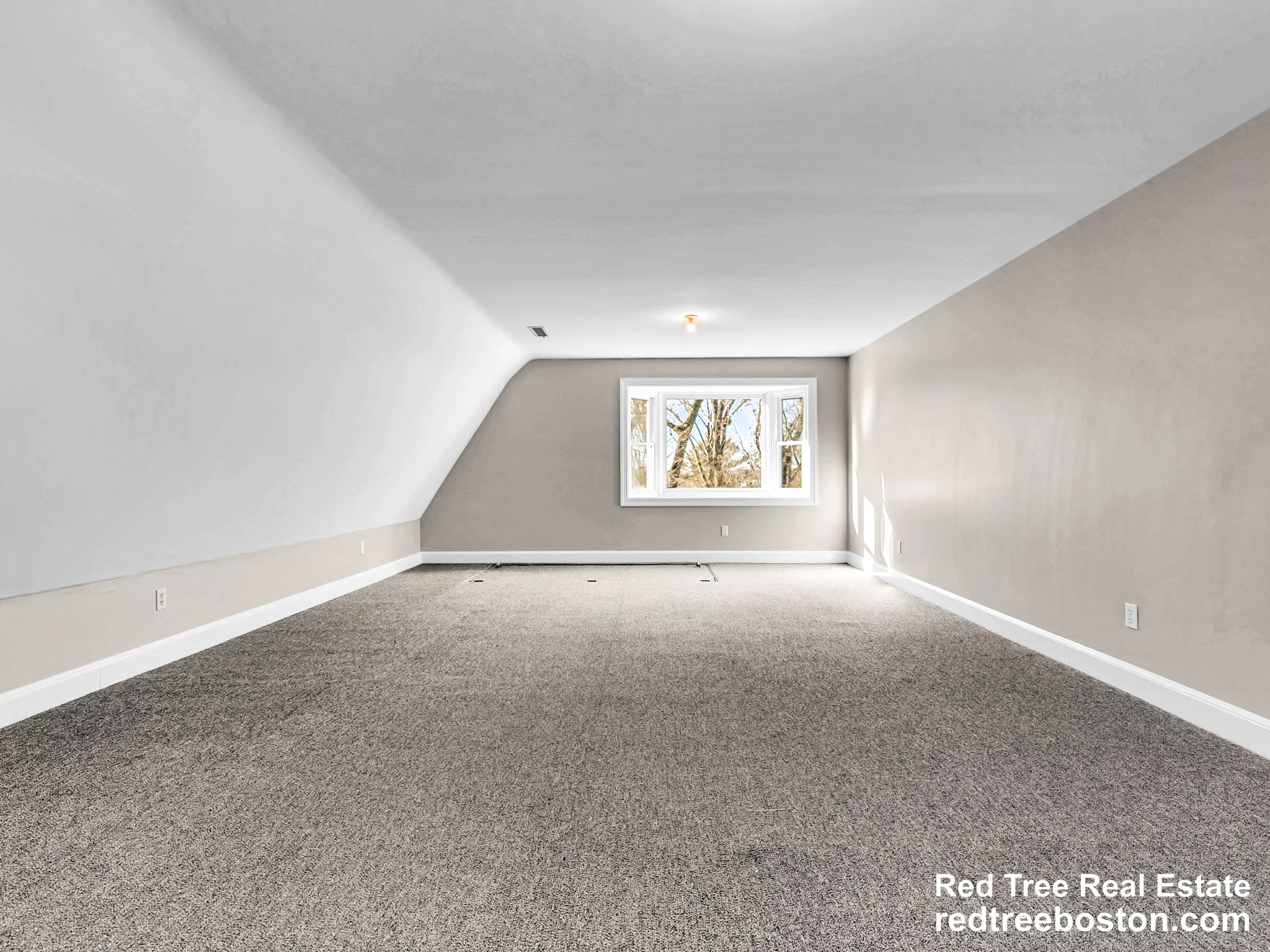 243 Upland Ave, Newton Highlands