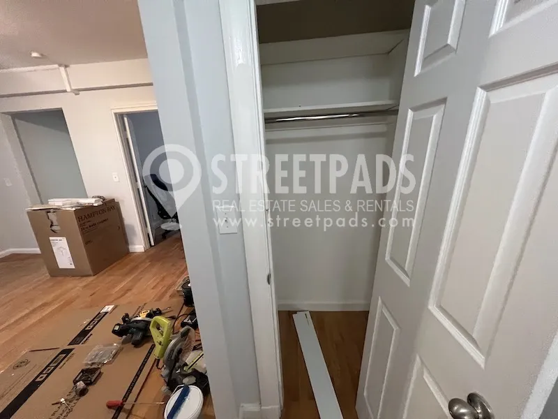 1157 Beacon St, Longwood