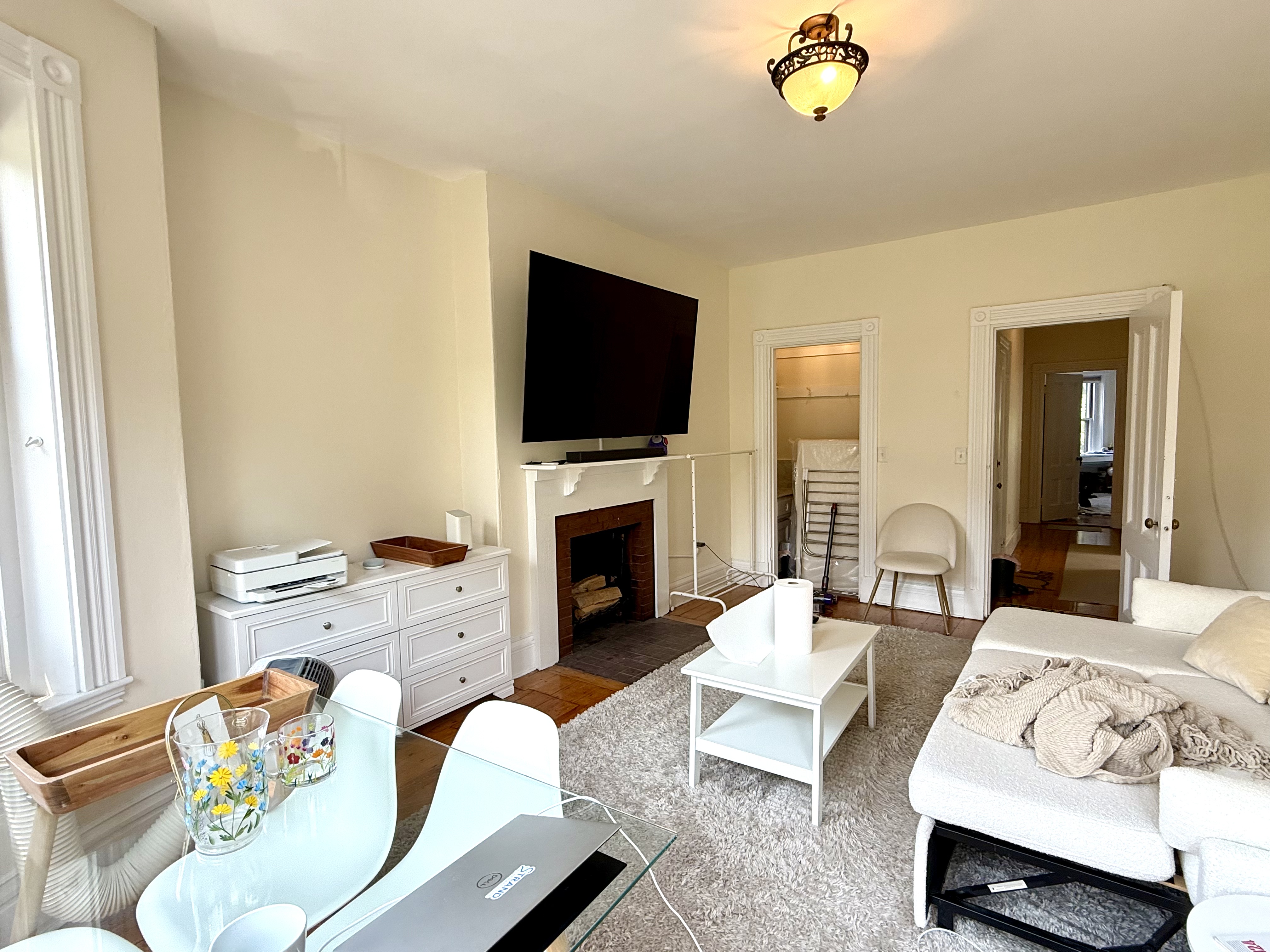 293 Newbury St, Back Bay