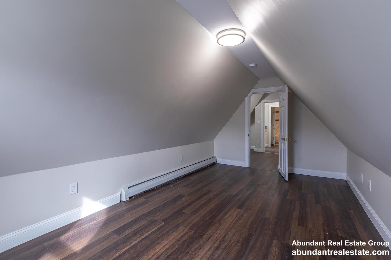 376 Medford St, Winter Hill