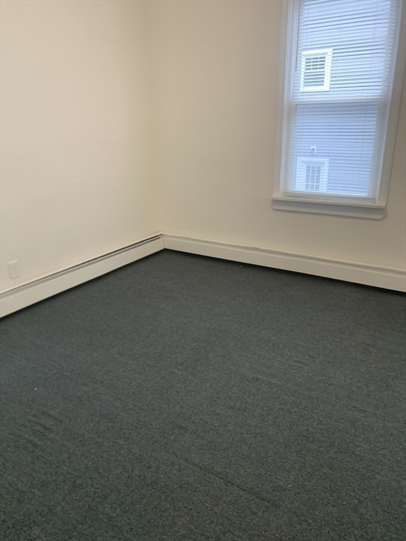 40 Brackett St, Oak Square