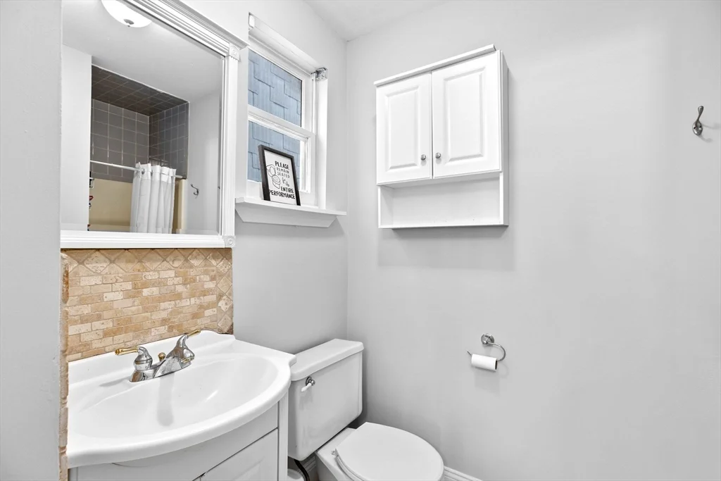 58 Gates St, South Boston