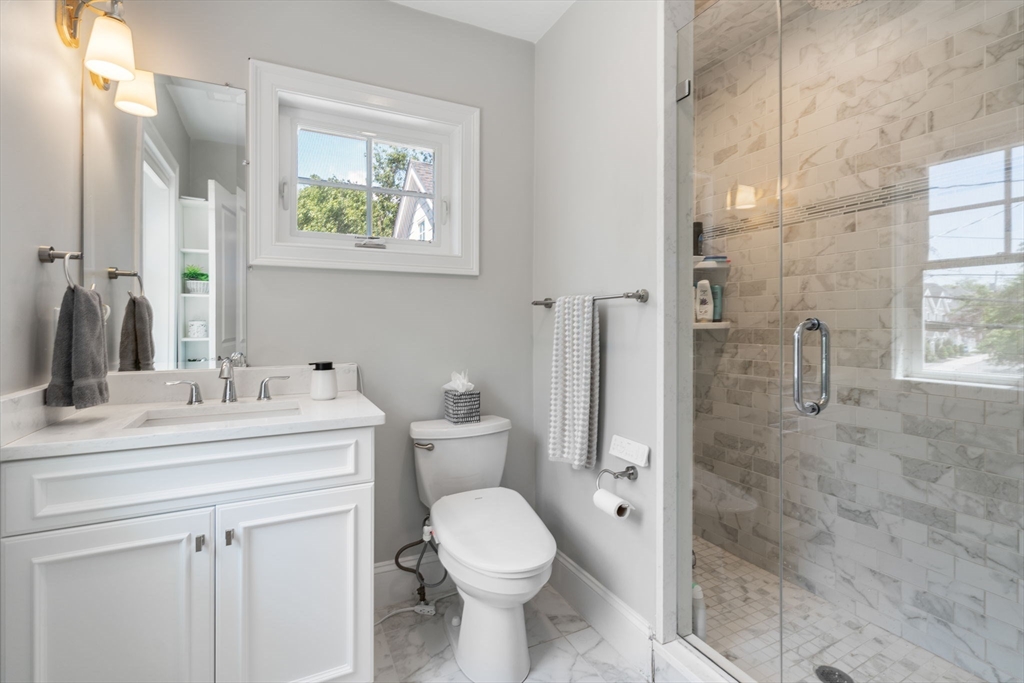 119 Charlesbank Rd, Newton Corner