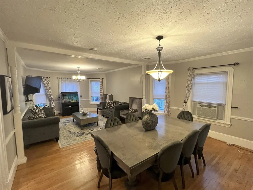 74 Weston St, Campello