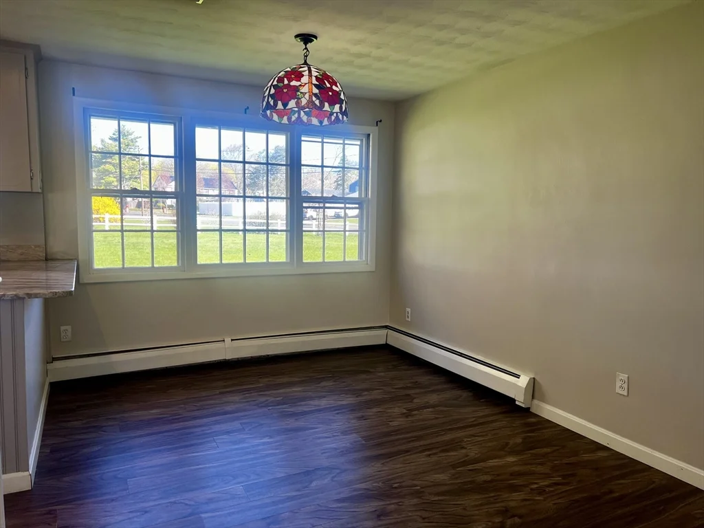 1 Perkins Rd, Danvers