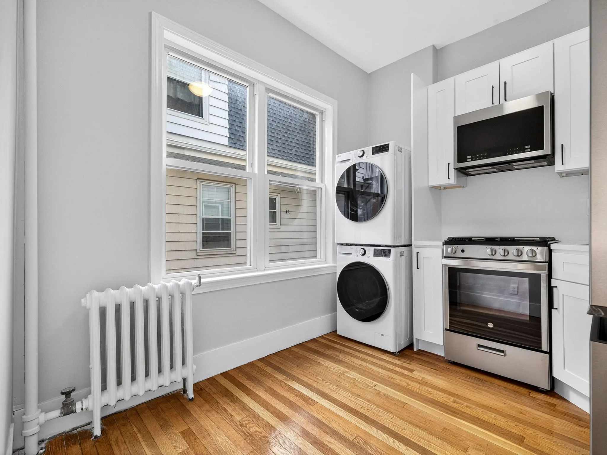 1576 Cambridge St, Mid-Cambridge