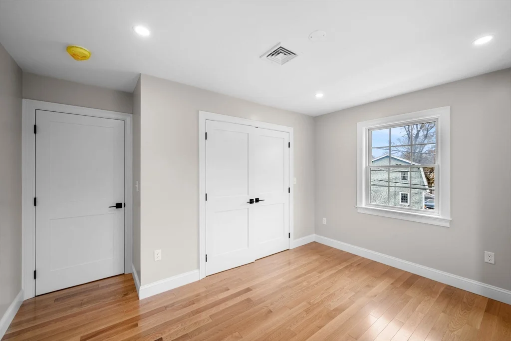 60 Ellsworth Rd, Peabody