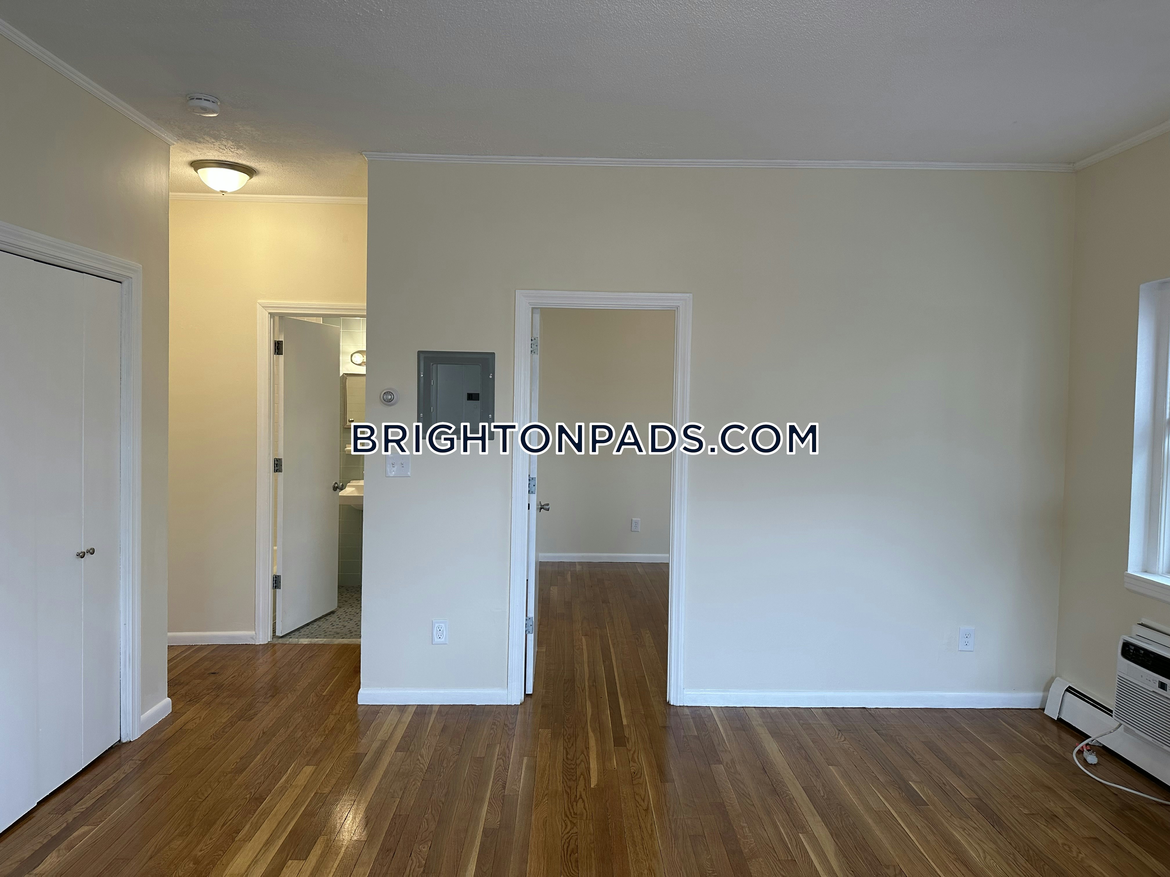 2018 Commonwealth Ave, Brighton