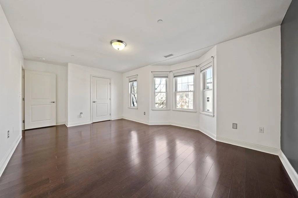 391 Pleasant St, Melrose