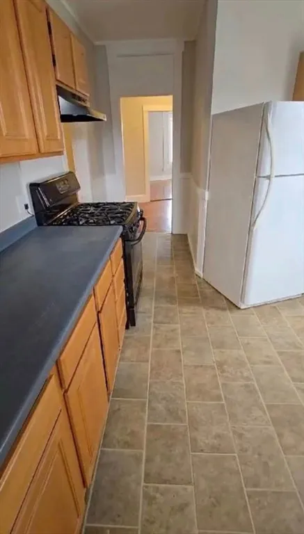 598 Hyde Park Ave, Roslindale